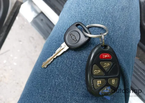 2013 Chevrolet Tahoe Lt from USA, damaged, VIN 1GNSKBE06DR239827